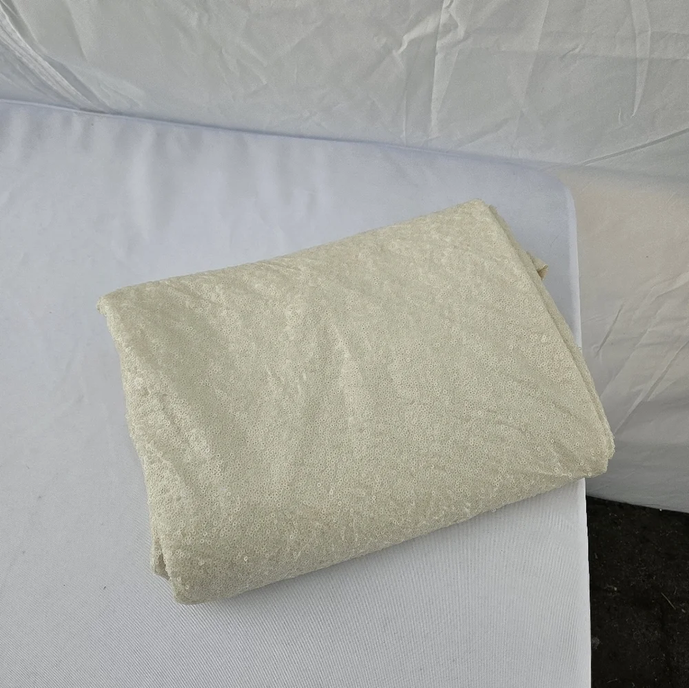 Elegant Cream Sequin Wedding Linen 120
